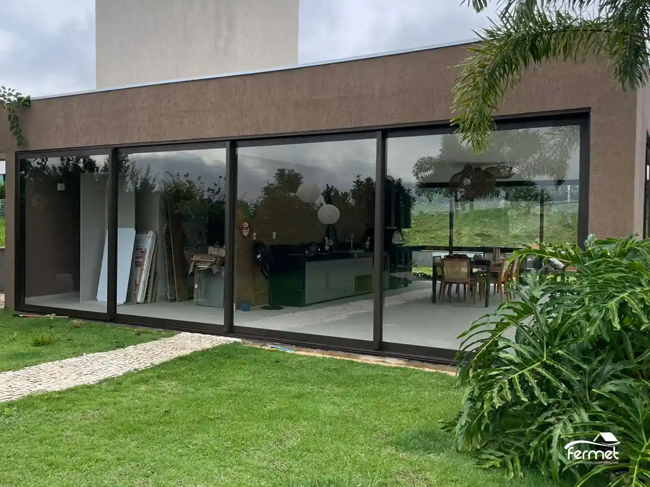 Pele de Vidro e Structural Glazing em da Fermet em Contagem, MG