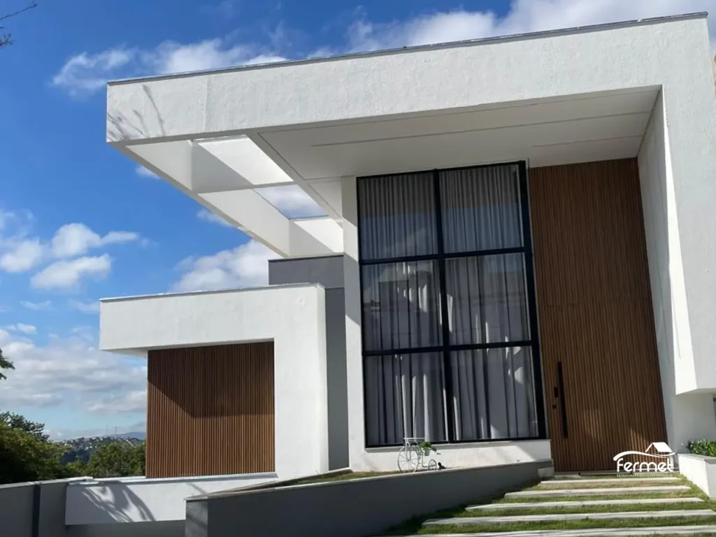 Portas Pivotantes Big Door em da Fermet em Contagem, MG